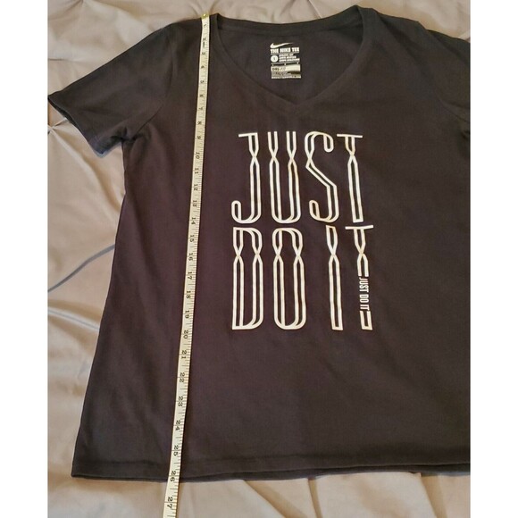 Women's Nike Just Do It Dri-Fit Short Sleeve T-Shirt V-Neck Black L Athletic Cut - Picture 3 of 9